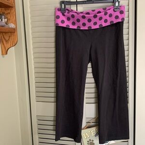 PINK Victoria’s Secret women’s capris